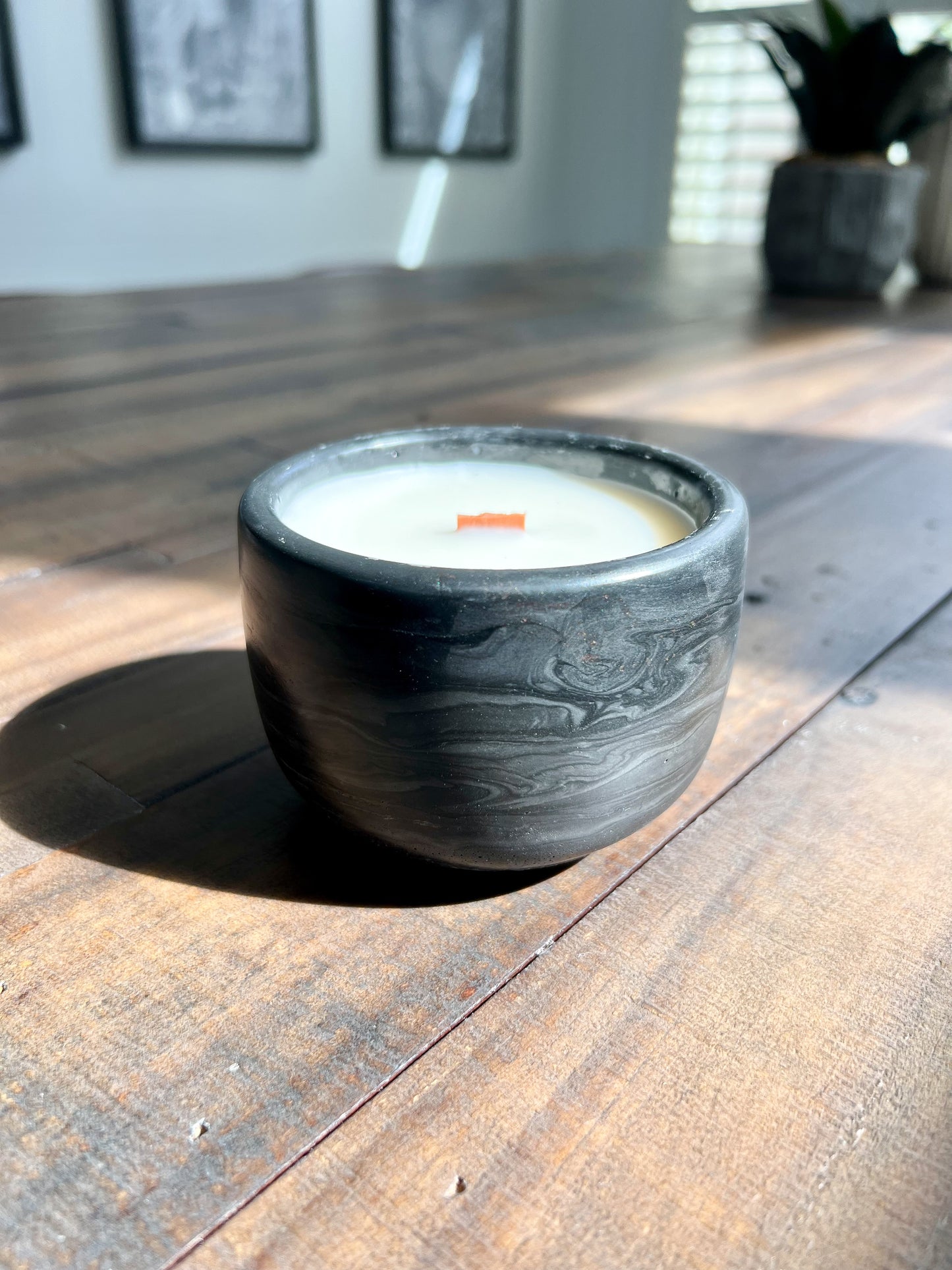 Signature Collection-Handcrafted Wooden Wick Coconut/Soy Cement Candle